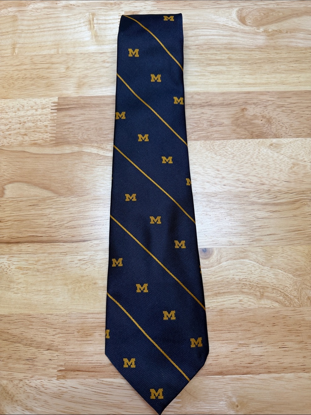 Univ of Michigan Navy and Gold Diagonal Stripe Men's Tie